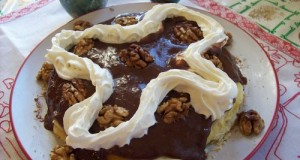 Zserbó palacsinta torta