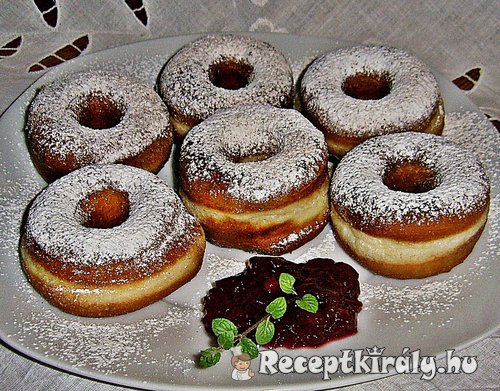 Fahéjas fánk