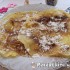 Palacsinta alma darabokkal, fahéjas porcukorral