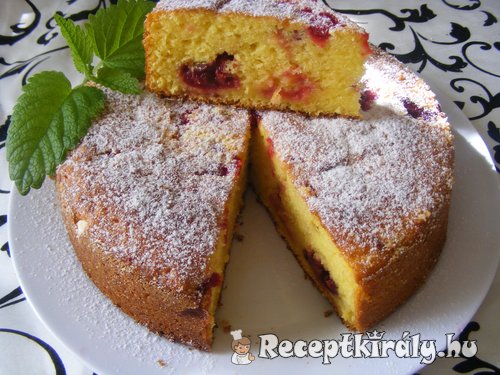 Joghurtos ribizlis torta