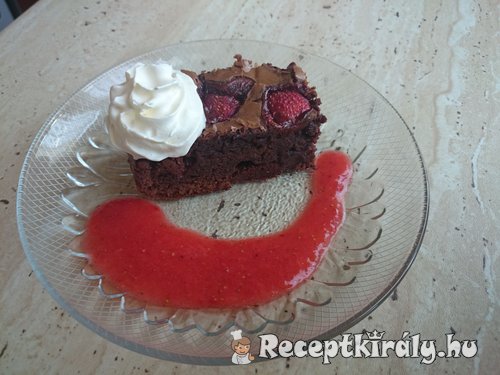 Epres brownie, eper öntettel