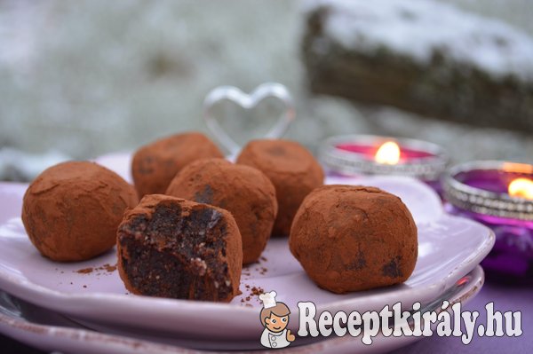 Nyers brownie falatok - paleo