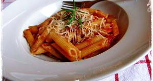 Rozmaringos paradicsomos penne