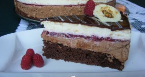 Málnás csokimousse torta