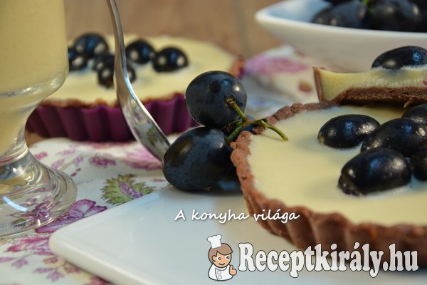 Szőlős borkrémes mini pite