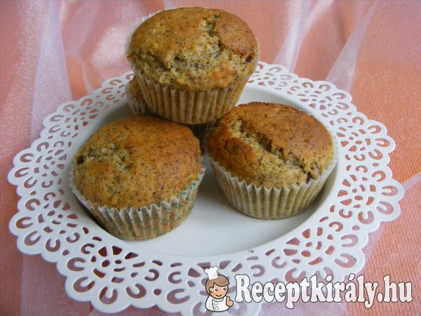 Mákos-mazsolás muffin