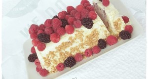 Málnás-szedres semifreddo