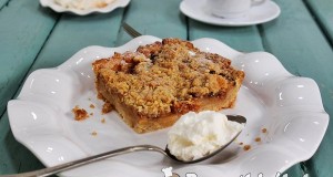 Morzsás almás pite