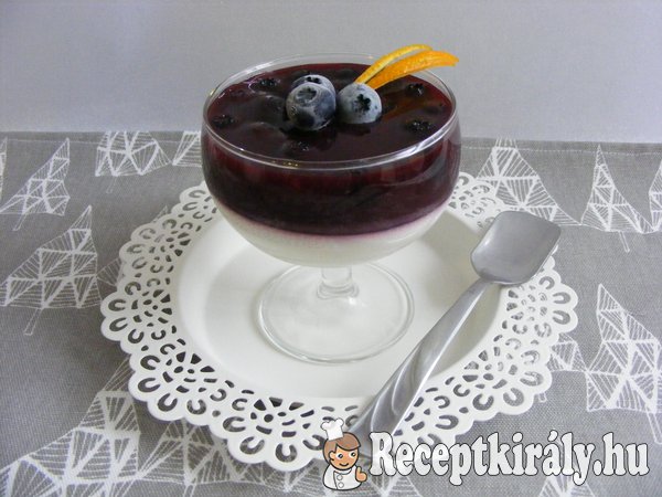 Áfonyás, vaníliás panna cotta 1