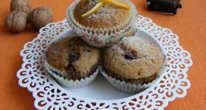 Diós-narancsos muffin, csoki darabokkal