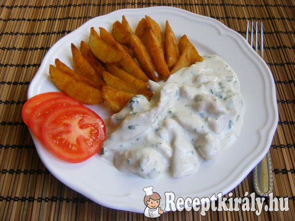 Fokhagymás-tejfölös csirkemell, steak burgonyával