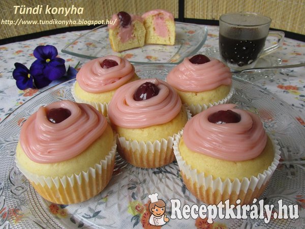 puncsos-cupcake