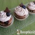 Áfonyás-csokis cupcake