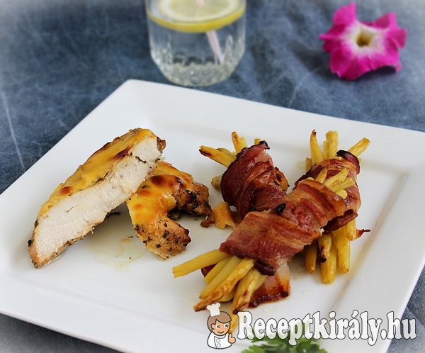 Csirkemell baconbe tekert zöldbabbal