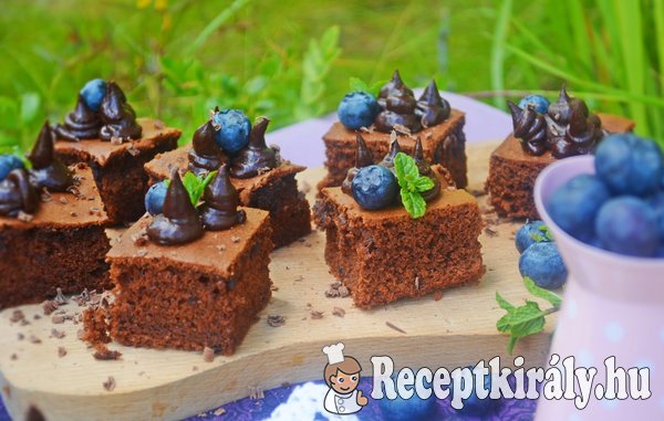 Koronás csupa csoki kocka - paleo