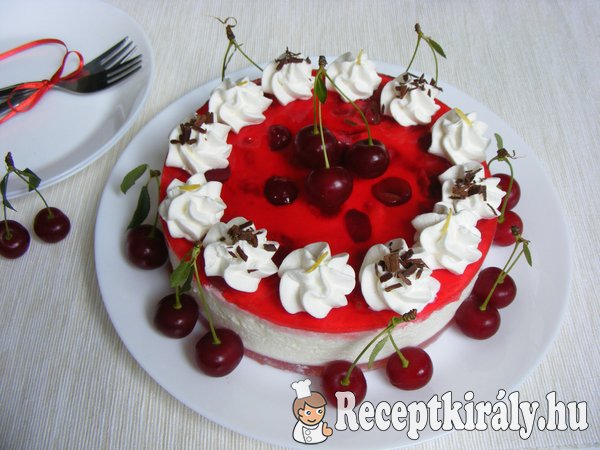 Meggyes joghurt torta