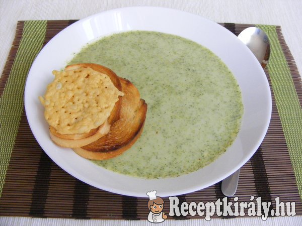 Brokkoli krémleves Marcsi konyhájából