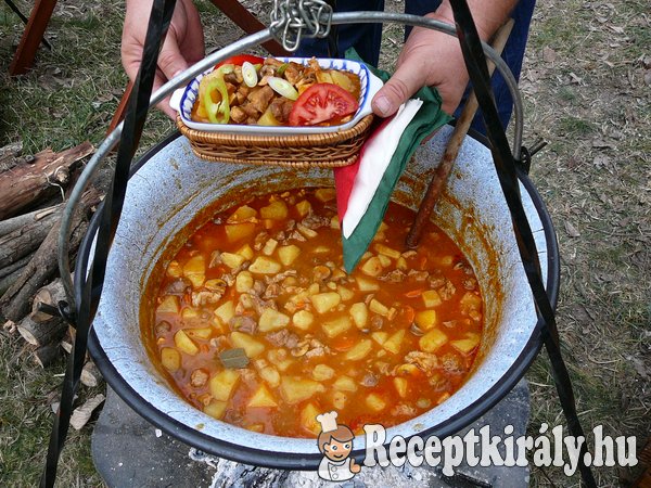 Csatatéri pincepörkölt
