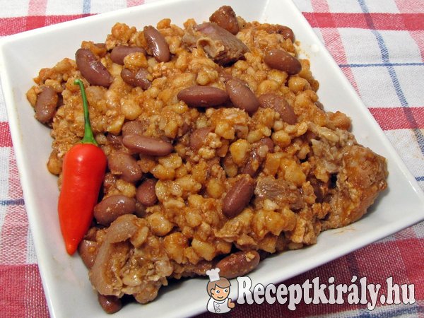 Csülkös-babos egytál