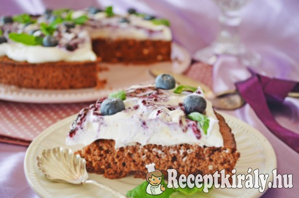 Francia gesztenyetorta áfonyás krémmel - paleo