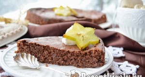 Sárgarépapürés pillekönnyű csokitorta – paleo