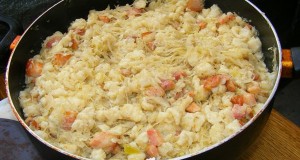 Savanyú káposztás, szalonnás nokedli