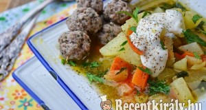 Karalábé leves tárkonyos húsgombóccal – paleo