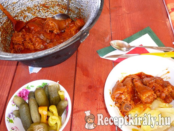 Körömpörkölt