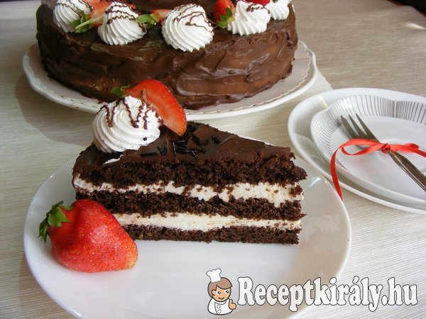 Csokoládétorta tejszínes túrókrémmel 4