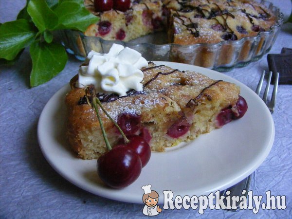 Cseresznyés-csokoládés joghurtos pite