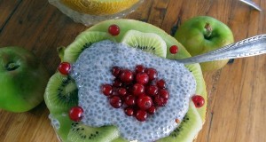 Chia puding sárgadinnye kehelyben