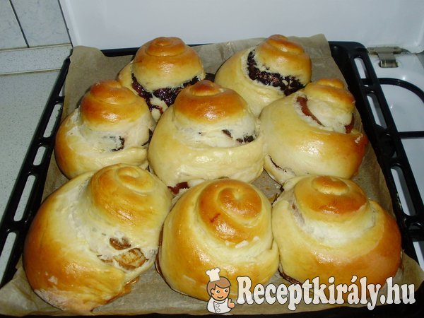 Füge lekváros csiga