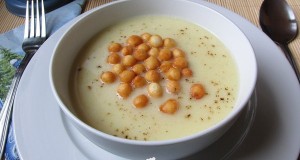 Tejszínes zellerkrémleves