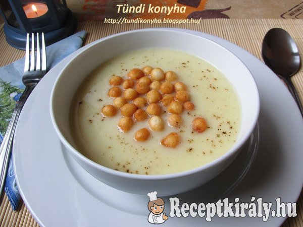 Tejszínes zellerkrémleves