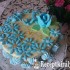 Gesztenye torta kék virággal