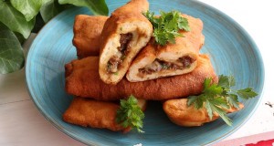 Hússal töltött lángos