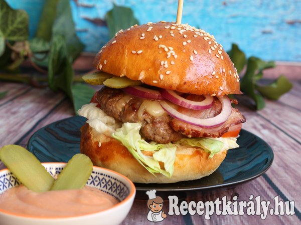 Tarjás házi burger