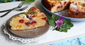 Joghurtos pitetorta (Barackkal és meggyel)