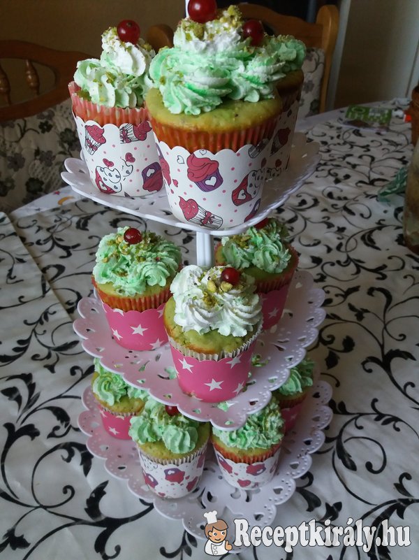 Pisztáciás muffin