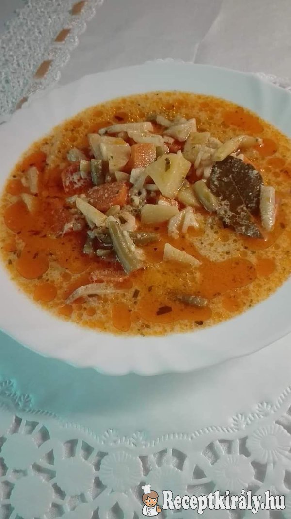 Tárkonyos zöldbableves