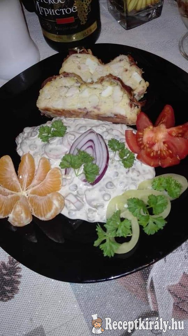 Baconos csirkemell őzgerincformában sütve