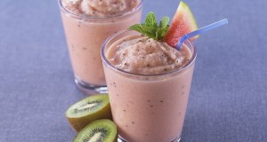 Görögdinnyés kivis smoothie