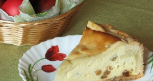 Mazsolás túrótorta