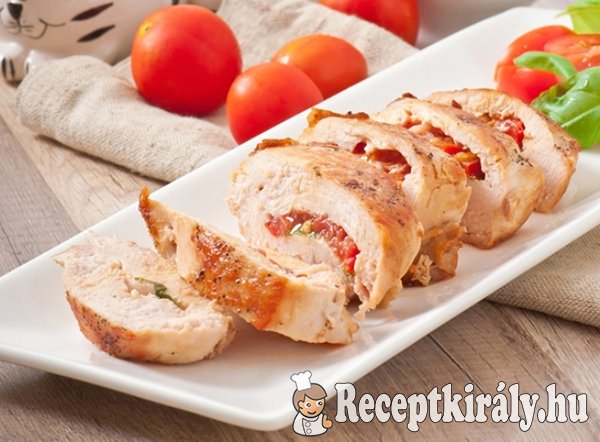 Mediterrán töltött csirkemell