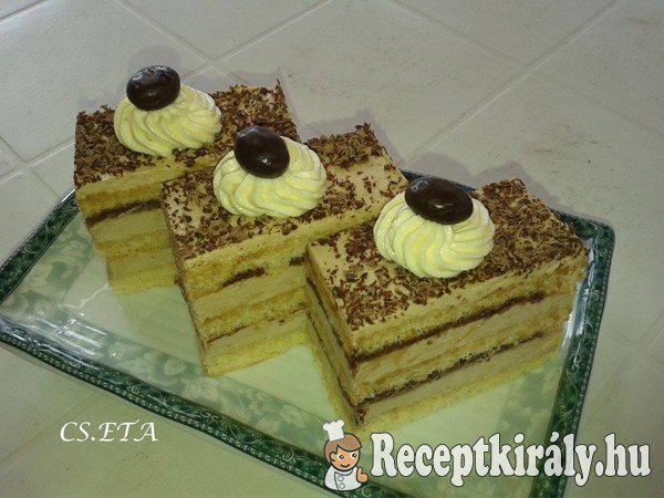Mogyorós cappuccino szelet Eta módra