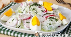 Uborkasaláta retekkel és tojással