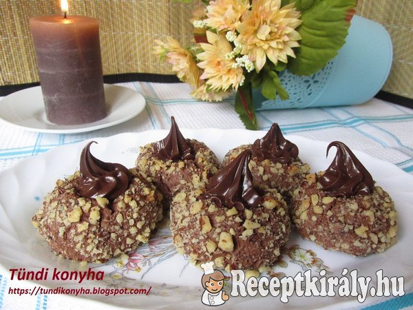 Nutellával töltött diós aprósütemény