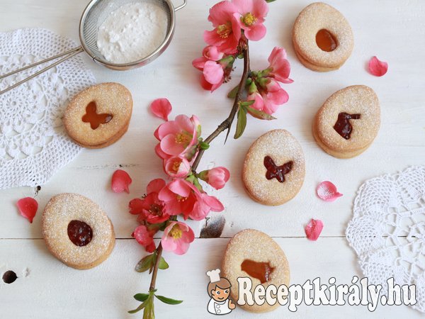 husveti-linzer-tojasok