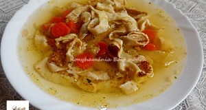 Frittatensuppe – húsleves palacsintatésztával