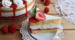 Túrókrém torta eperrel